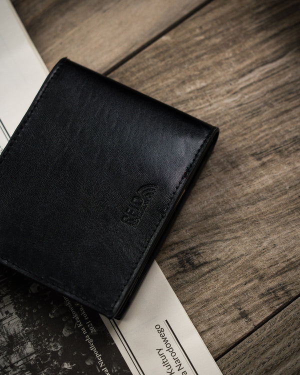 Natūralios odos piniginė vyrams Peterson PT93 S718