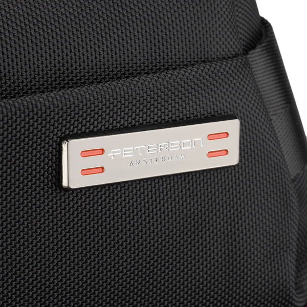Vyriška maža juoda „Peterson“ lengva miesto rankinė per petį (crossbody), užsegama užtrauktuku, iš tekstilės D89