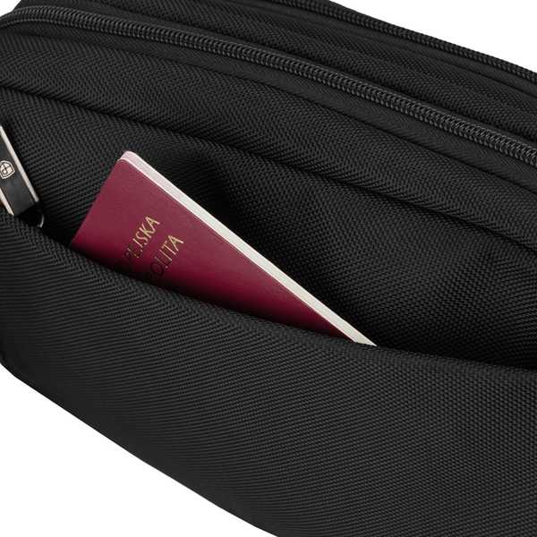 Vyriška „Peterson“ lengva juoda crossbody rankinė per petį su užtrauktuku, iš tekstilės D91