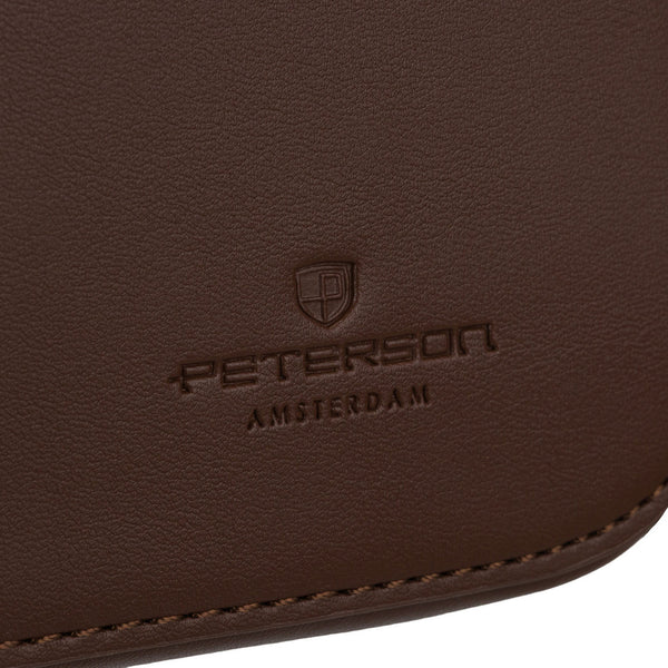 Maža moteriška „Peterson“ crossbody rankinė per petį, ruda, iš ekologiškos odos D48