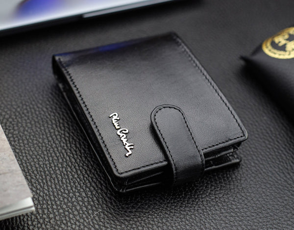 Vyriška piniginė Pierre Cardin, juoda, su RFID apsauga A6088206