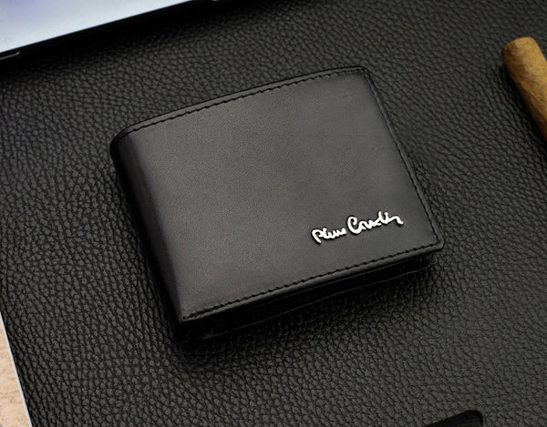 Vyriška odinė piniginė Pierre Cardin su RFID apsauga 323206