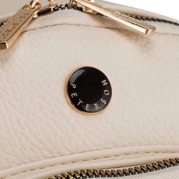 Peterson moteriška 2in1 miesto kuprinė–rankinė iš ekologiškos odos, smėlio spalvos, su užtrauktuku D93