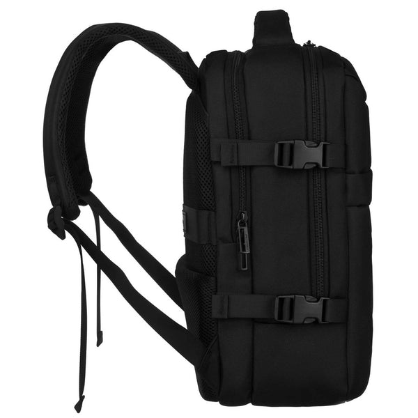 Juoda tekstilinė kelioninė kuprinė „Peterson“ su reguliuojamomis petnešomis K50