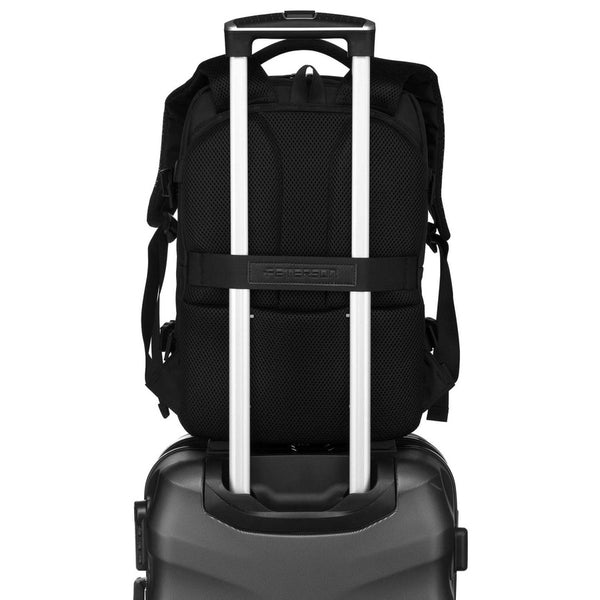 Juoda tekstilinė kelioninė kuprinė „Peterson“ su reguliuojamomis petnešomis K50