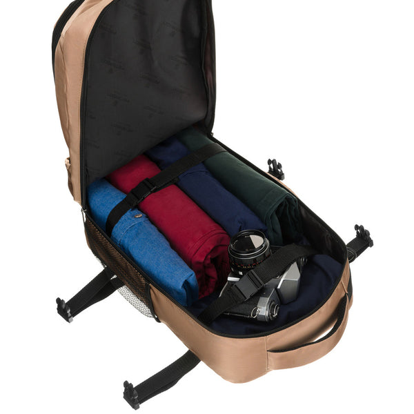 Smėlio spalvos poliesterinė kelioninė kuprinė „Peterson“ su kvėpuojančiomis petnešomis K56