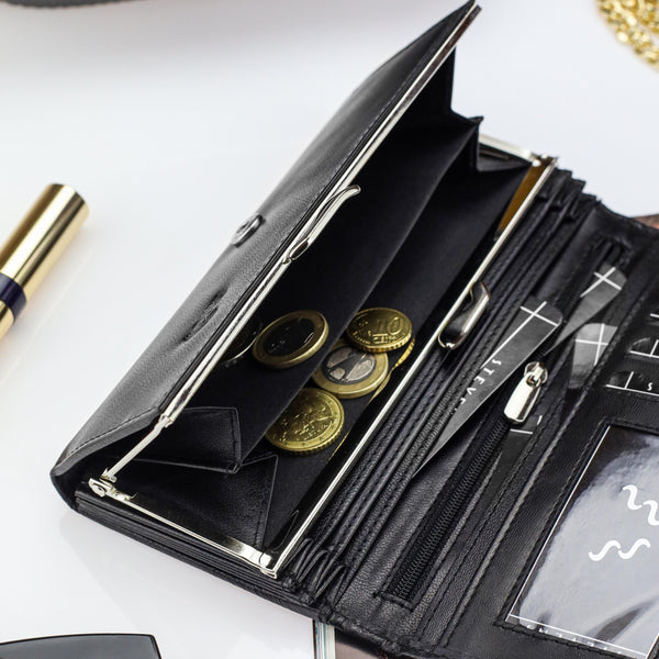 Moteriška piniginė STEVENS, juoda D1683