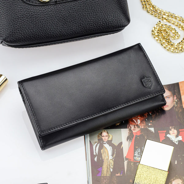 Moteriška piniginė STEVENS, juoda D1683