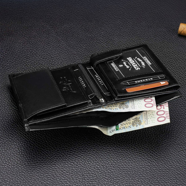 Vyriška odinė piniginė Stevens, juoda, su anglies pluošto danga ir RFID apsauga 02-326-R