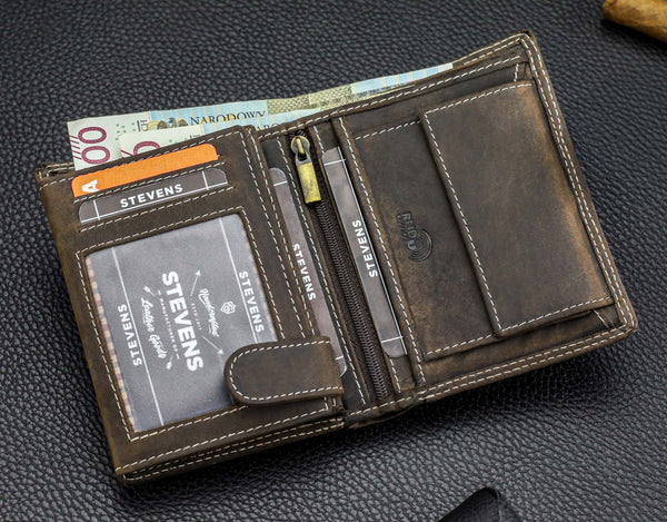Vyriška odinė piniginė STEVENS su RFID apsauga rudos spalvos S194