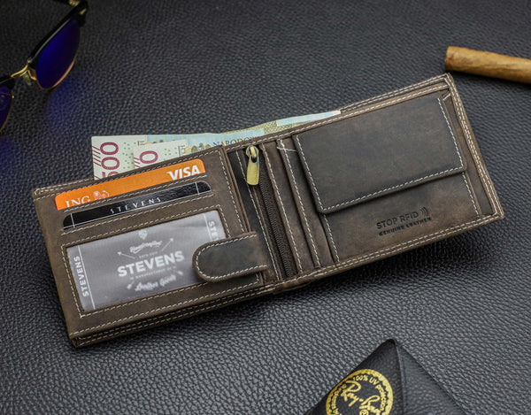 Vyriška odinė piniginė STEVENS su RFID apsauga rudos spalvos S195