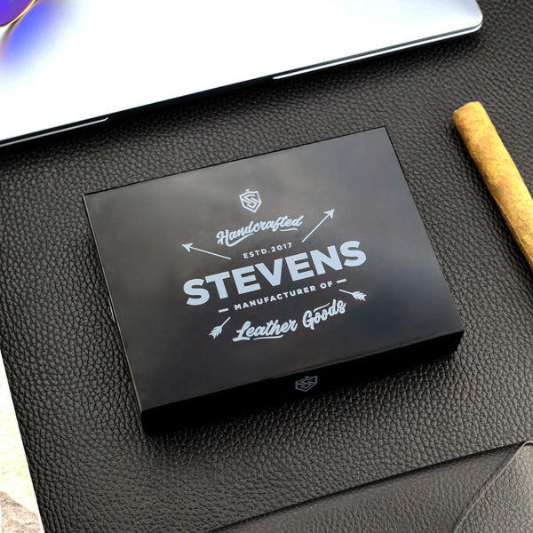 Piniginės ir diržo rinkinys STEVENS medinėje dėžutėje D123