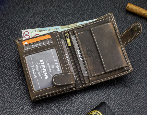 Vyriška odinė piniginė STEVENS su RFID apsauga, rudos spalvos S193