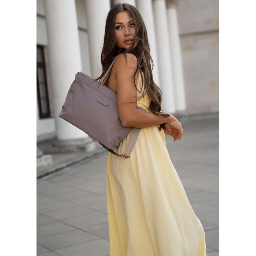 Moteriška „Peterson“ nailoninė shopper rankinė, smėlio spalvos, su magnetiniu užsegimu P22