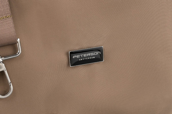 Smėlio spalvos moteriška „Peterson“ shopper rankinė su peties dirželiu, iš dirbtinės odos RM13