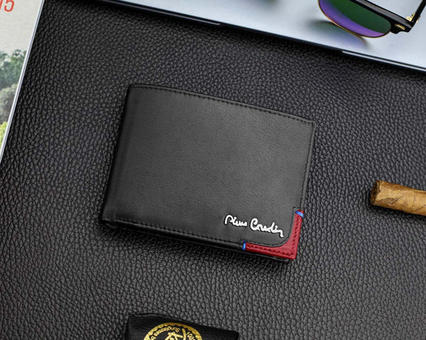 Vyriškas rinkinys Pierre Cardin: odinė piniginė ir dvipusis diržas, juodas/rudas 75T8806BR