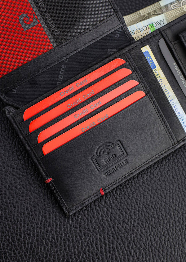 Dovanų rinkinys vyrams: odinė piniginė Pierre Cardin RFID, odinis diržas 75T8806BB