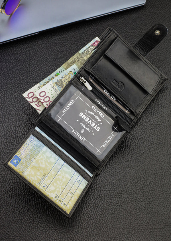 Dovanų komplektas vyrui – STEVENS odinė piniginė su RFID apsauga, išgyvenimo kortelė ir dovanų maišelis 326A