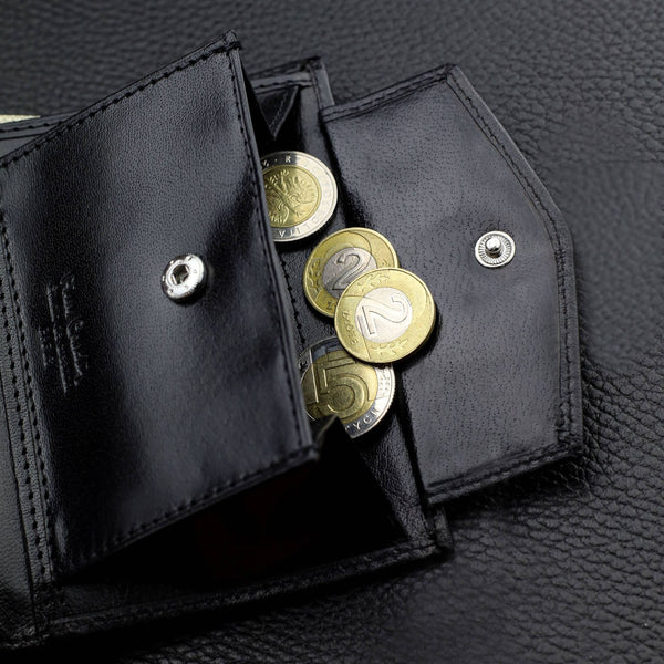 Dovanų rinkinys vyrams: odinė piniginė Pierre Cardin RFID ir diržas Stevens 623206