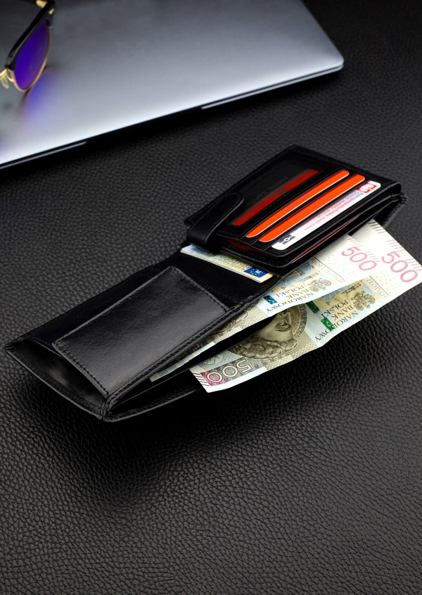 Dovanų rinkinys vyrams: odinė piniginė Pierre Cardin RFID ir diržas Stevens 423206