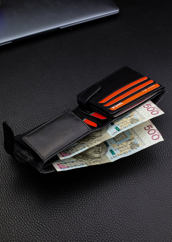 Dovanų rinkinys vyrams: odinė piniginė Pierre Cardin RFID ir diržas Stevens A323306