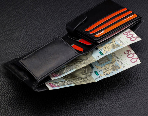 Dovanų rinkinys vyrams: odinė piniginė Pierre Cardin RFID ir diržas Stevens 323206 N522