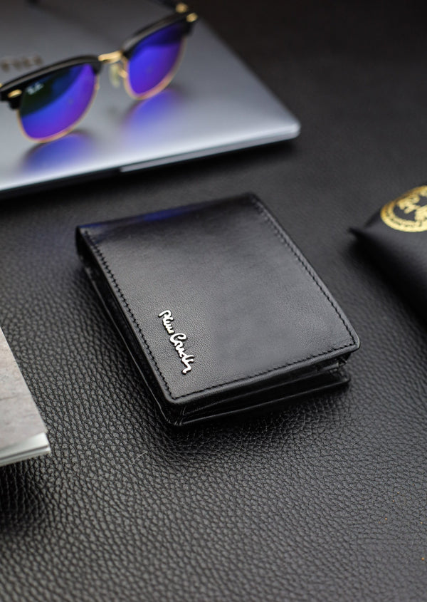 Dovanų rinkinys vyrams: odinė piniginė Pierre Cardin RFID ir diržas Stevens 6088206 N525