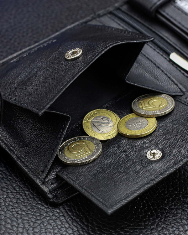 Dovanų rinkinys piniginė + diržas Stevens, juodas D190