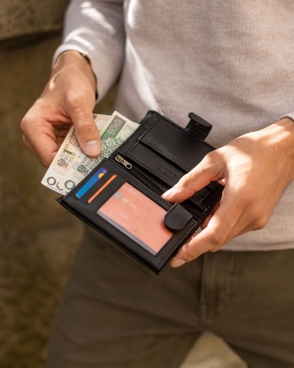 Dovanų rinkinys: piniginė ir diržas Stevens, dėžutėje 326A