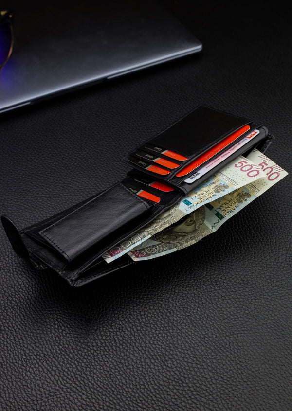 Dovanų rinkinys vyrams: Pierre Cardin piniginė ir Stevens diržas A5288