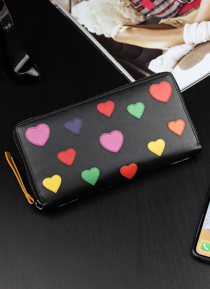 Odinė piniginė dekoruota širdelėmis moterims Visconti N3