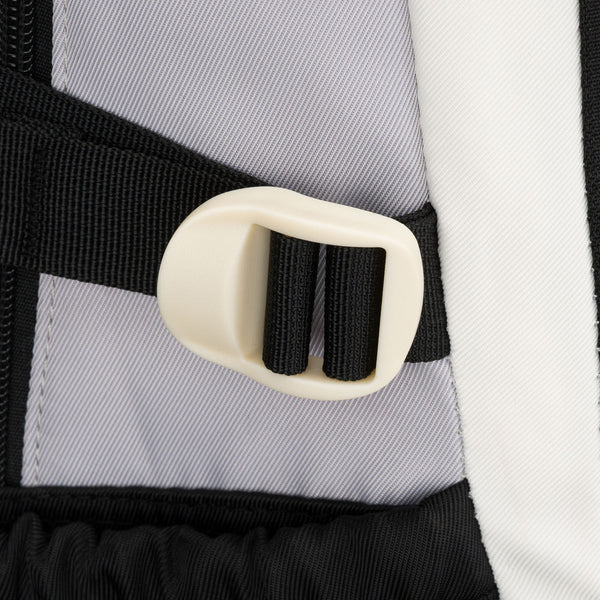 Vidutinė kuprinė unisex Peterson, balta ir juoda