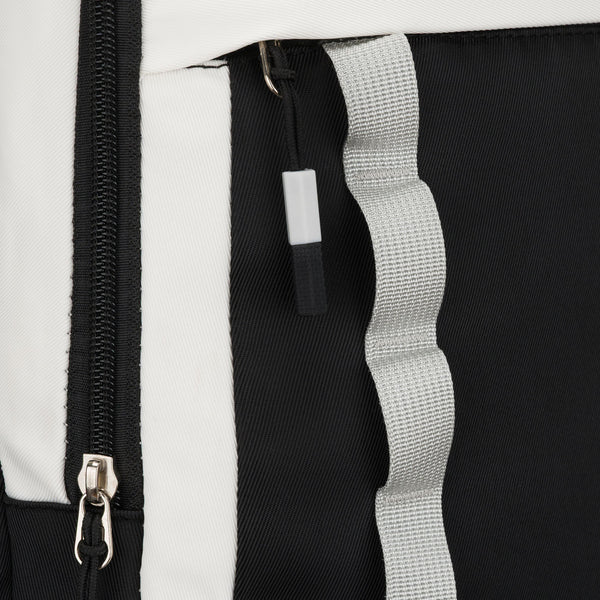 Vidutinė kuprinė unisex Peterson, balta ir juoda