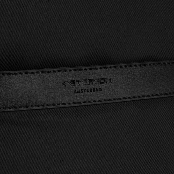 Kuprinė moterims Peterson, juoda K29