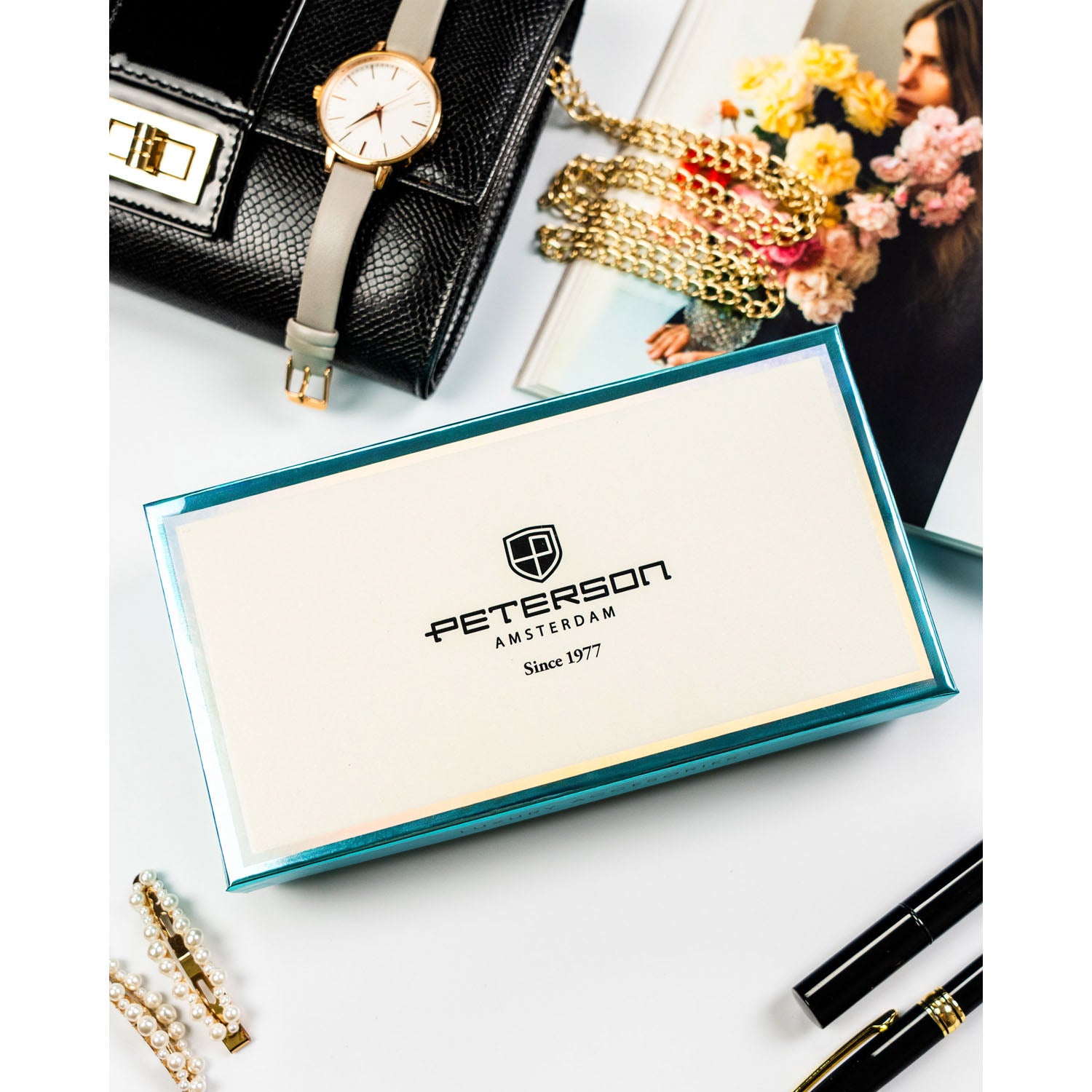 Didelė piniginė moterims Peterson, raudona 2531