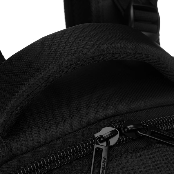 Vidutinis kuprinė unisex Peterson, juoda