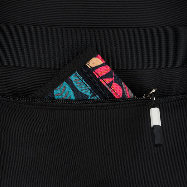 Kuprinė Peterson, juodas