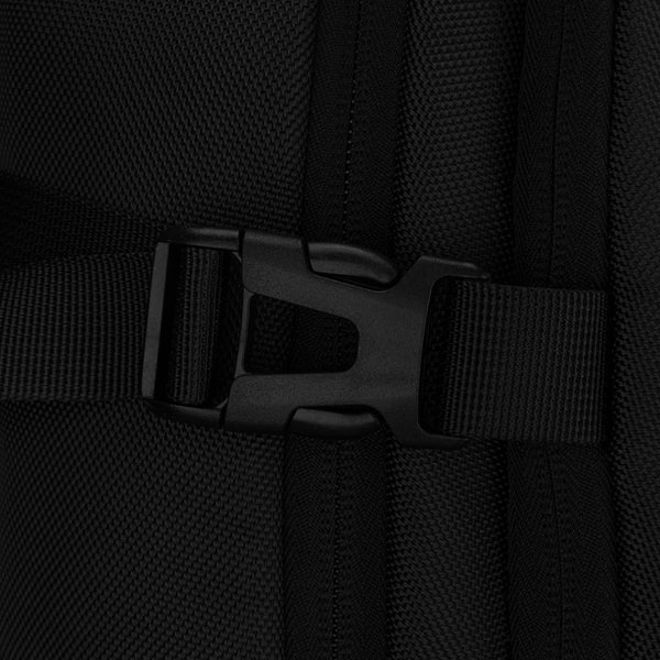 Kuprinė unisex Peterson, juoda K19