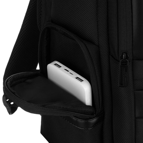 Kuprinė unisex Peterson, juoda K17