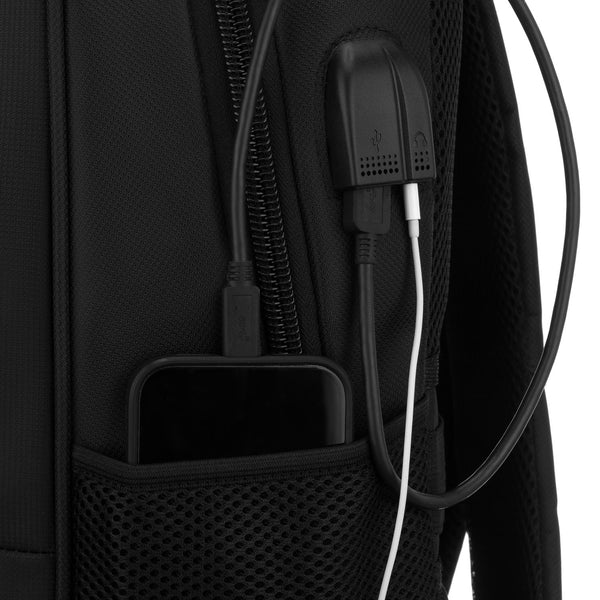Vidutinė kuprinė unisex Peterson, juoda N515