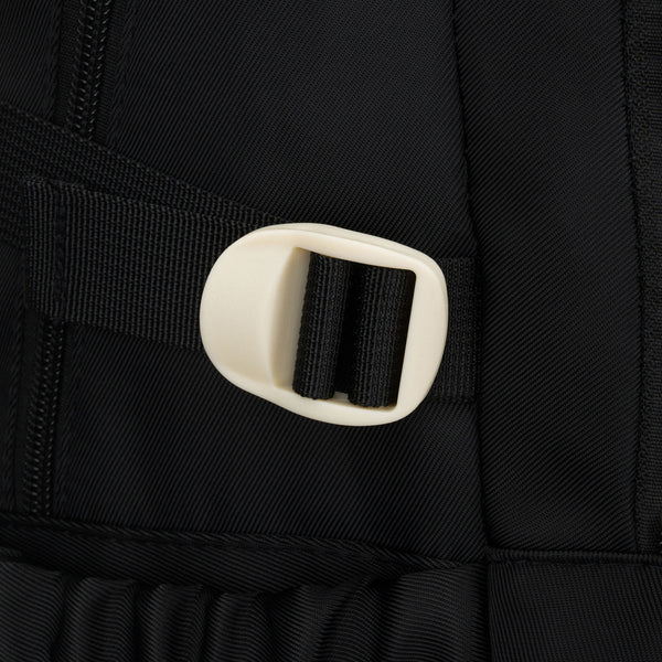 Vidutinė kuprinė unisex Peterson, juoda