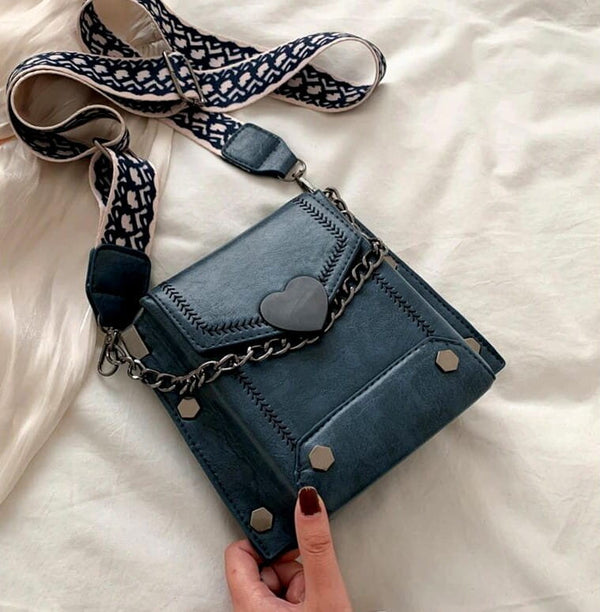 Rankinė moterims C40 mėlyna