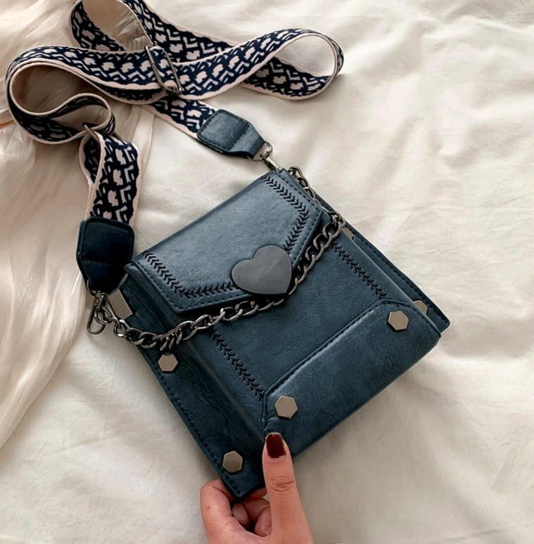 Rankinė moterims C40 mėlyna