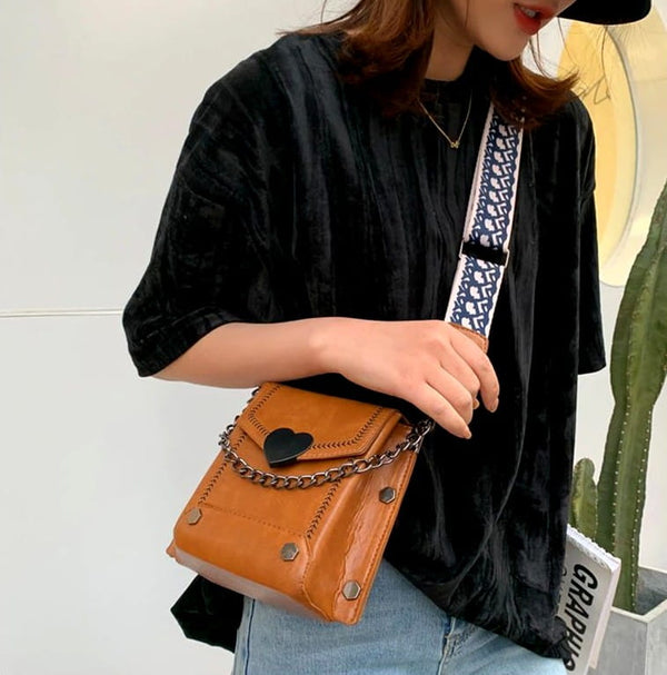 Rankinė moterims N40 R243