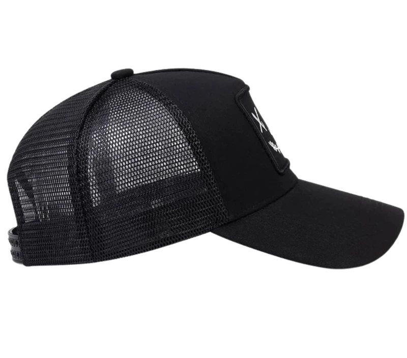 Universali kepurė su snapeliu D1, juoda N251