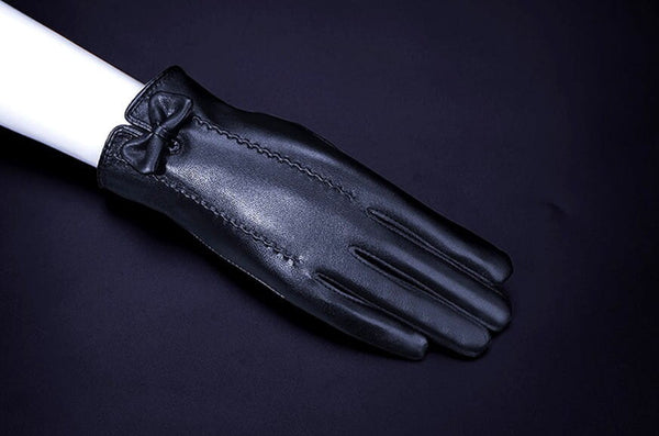 Sulankstomas skėtis su pirštinėmis