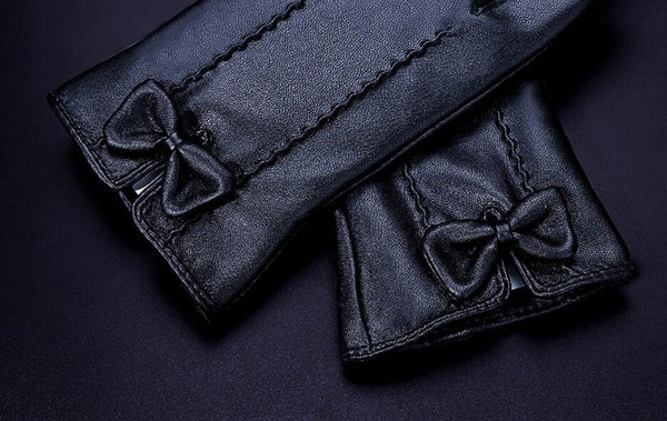 Sulankstomas skėtis su pirštinėmis