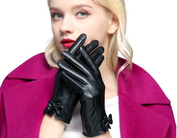 Sulankstomas skėtis su pirštinėmis