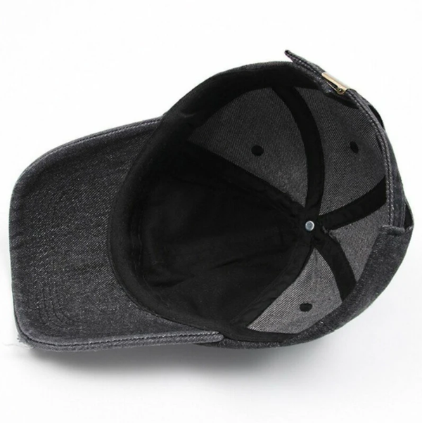 Universali kepurė su snapeliu D2, juoda N252