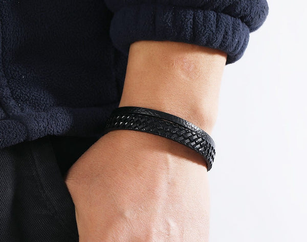 VYRIŠKA APYRANKĖ F88 A26